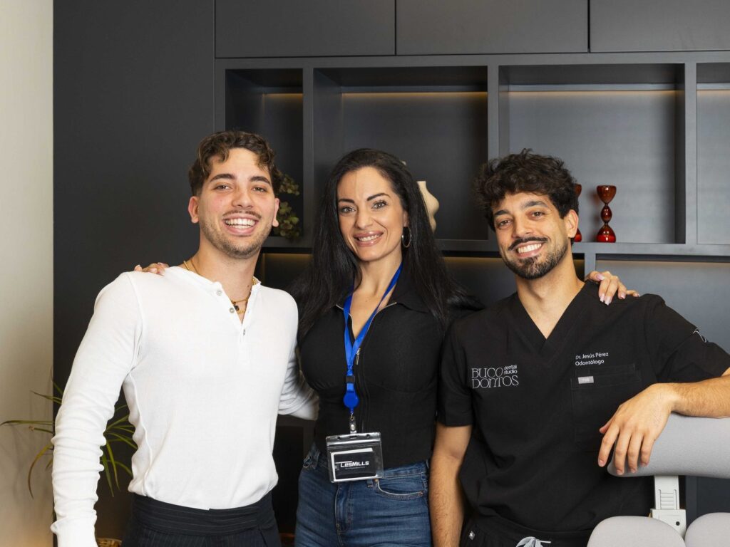Equipo de la clínica dental Bucodontos en Antequera